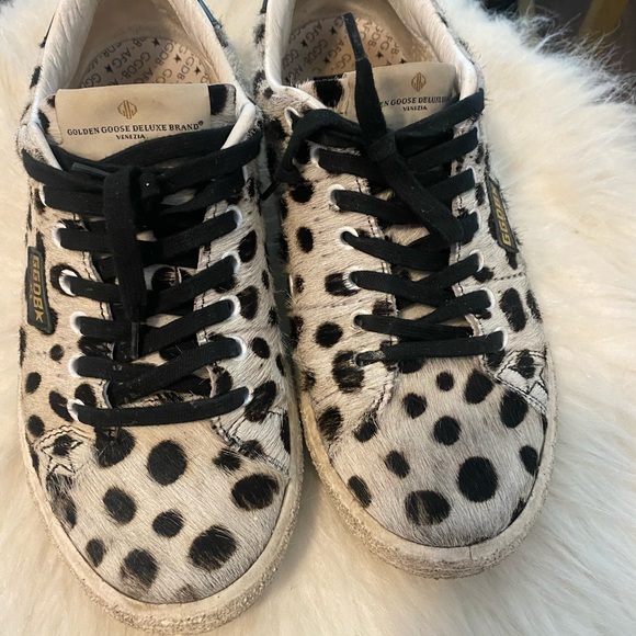 Golden Good Sneakers - Picture 2 of 2